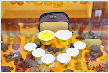 बैंगनी मिट्टी यिक्सिंग चायपॉट सेट 6 कप के साथ निजीकृत होम का उपयोग पीला रंग