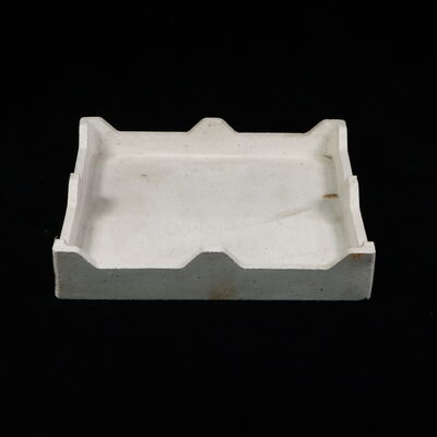 स्थायित्व लंबे समय के लिए सिरेमिक और धातु उद्योगों में फायरिंग चक्रों के दौरान उच्च स्थिरता बनाए रखने के लिए डिज़ाइन किया गया रेफ्रेक्टरी सग्गर