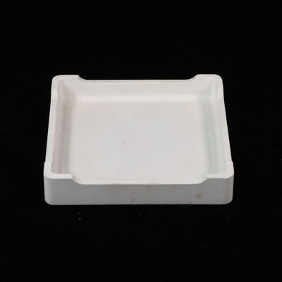 चिकनी सतह वाला दुर्दम्य सैगर जो कांच पिघलाने और सिरेमिक फायरिंग वातावरण के लिए उपयुक्त लंबे समय तक टिकाऊपन सुनिश्चित करता है