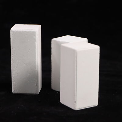 90MPA से अधिक कोल्ड क्रशिंग स्ट्रेंथ वाले, कोरंडम मुलाइट से बने और 2.8gcm3 घनत्व वाले भट्टी पोस्ट, औद्योगिक भट्टी प्रणालियों में प्रदर्शन के लिए इंजीनियर किए गए