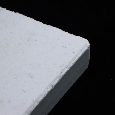 अच्छी थर्मल शॉक प्रतिरोध कोरंडम भट्टी अलमारियां, 1700 डिग्री सेल्सियस तक तापमान प्रतिरोध और भट्टी के फर्नीचर के लिए कस्टम मोटाई की विशेषता