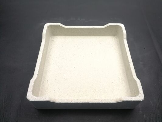 स्पष्ट सरंध्रता 15-20 प्रतिशत कॉर्डियराइट मुलाइट रिफ्रेक्टरी सैगर जो गर्मी वितरण और यांत्रिक स्थिरता के लिए डिज़ाइन किया गया है