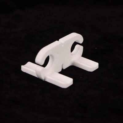 1012 ओम सेमी से अधिक इन्सुलेशन प्रतिरोध एल्यूमीनियम सिरेमिक एल्यूमीनियम ऑक्साइड इलेक्ट्रिकल अनुप्रयोगों के लिए सिरेमिक सामग्री