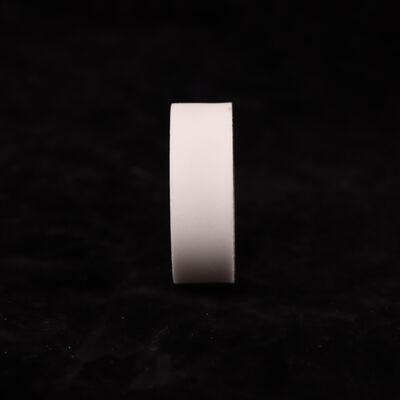 तनन शक्ति 200 से 400 MPa एल्यूमीनियम ऑक्साइड सिरेमिक जिसमें यंग्स मापांक 200 से 400 GPa और भारी औद्योगिक के लिए 3000 MPa से ऊपर संपीड़न शक्ति है