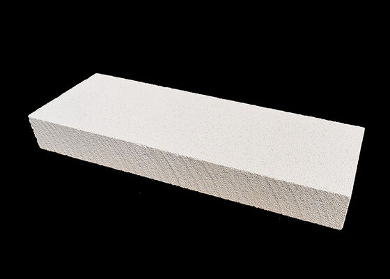 थोक घनत्व 0.6 से 1 ग्राम प्रति घन सेंटीमीटर, भारी शुल्क के लिए असाधारण उच्च तापमान प्रतिरोध की पेशकश करने वाली रिफ्रैक्टरी फायर ब्रिक्स