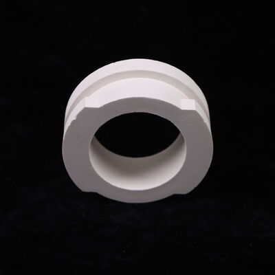 यांत्रिक शक्ति 200 से 300 MPa उच्च तापमान मुलाइट सिरेमिक रासायनिक संरचना 3Al2O3 2SiO2 औद्योगिक अनुप्रयोगों के लिए आदर्श