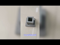 संक्षारण प्रतिरोधी ब्लैक सिलिकॉन कार्बाइड ओवन पोस्ट 7-8% स्पष्ट छिद्रता के साथ